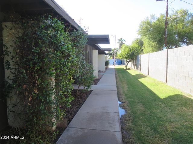 1450 E BETHANY HOME Road 34, Phoenix, AZ 85014