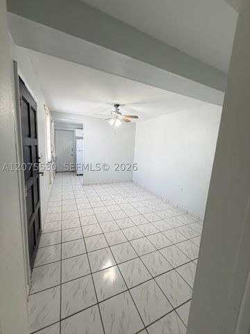 1261 W 60th Ter 1261, Hialeah, FL 33012