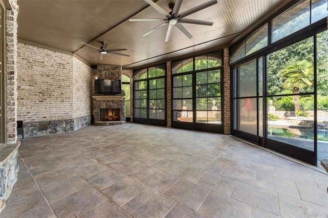 2432 Autumn Maple Drive, Braselton, GA 30517