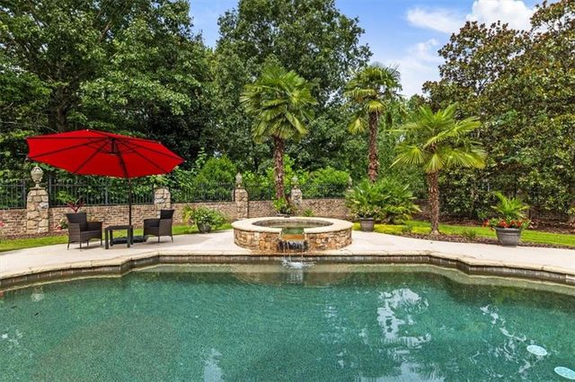 2432 Autumn Maple Drive, Braselton, GA 30517