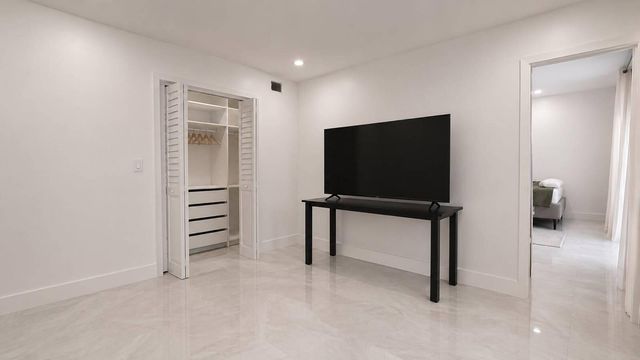 6249 Bay Club Drive 3, Fort Lauderdale, FL 33308