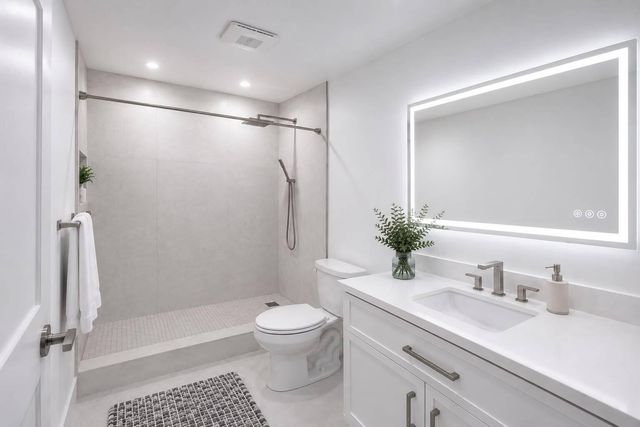 6249 Bay Club Drive 3, Fort Lauderdale, FL 33308