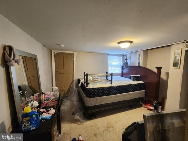 2004 RIDGEHILL AVE, Baltimore, MD 21217