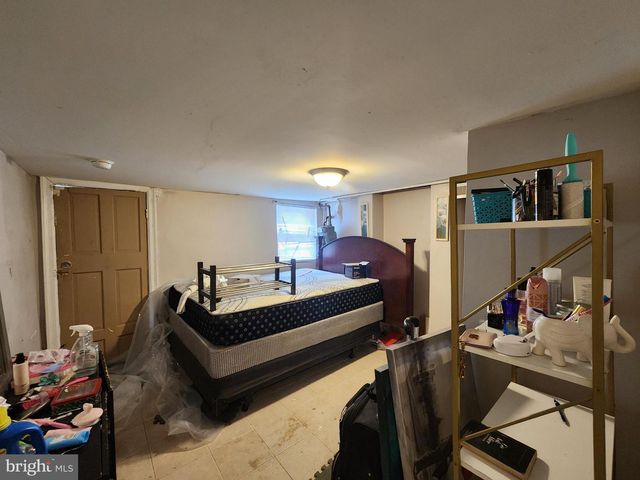 2004 RIDGEHILL AVE, Baltimore, MD 21217