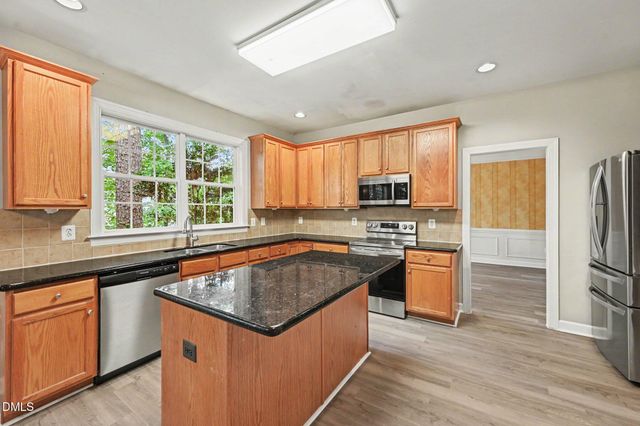 1203 Fairfax Woods Drive, Apex, NC 27502