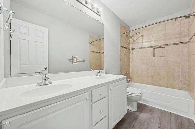 1203 Fairfax Woods Drive, Apex, NC 27502