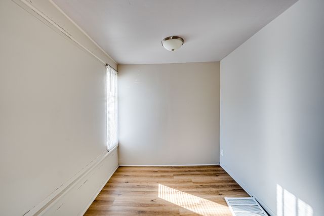 407 Beach Street A, Aurora, IL 60505