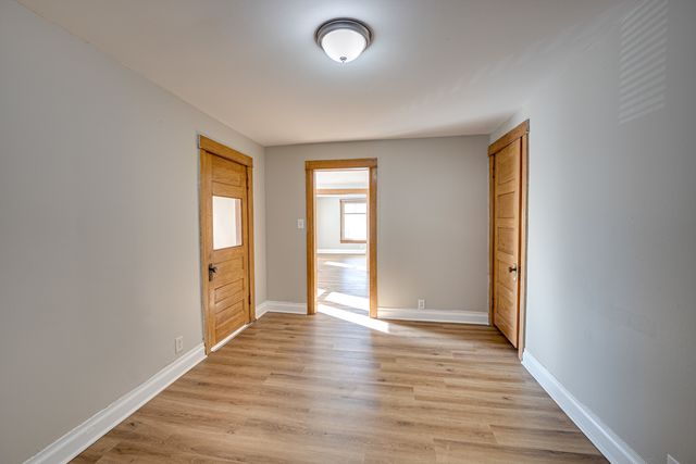 407 Beach Street A, Aurora, IL 60505