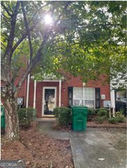 5869 Strathmoor Manor Circle, Lithonia, GA 30058