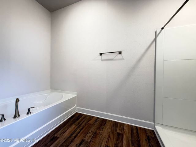 7285 GATEWAY Court, Jacksonville, FL 32219