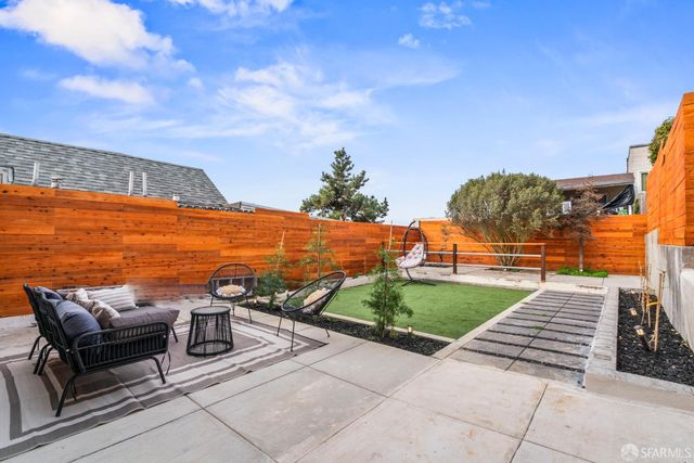 18 Prague Street, San Francisco, CA 94112