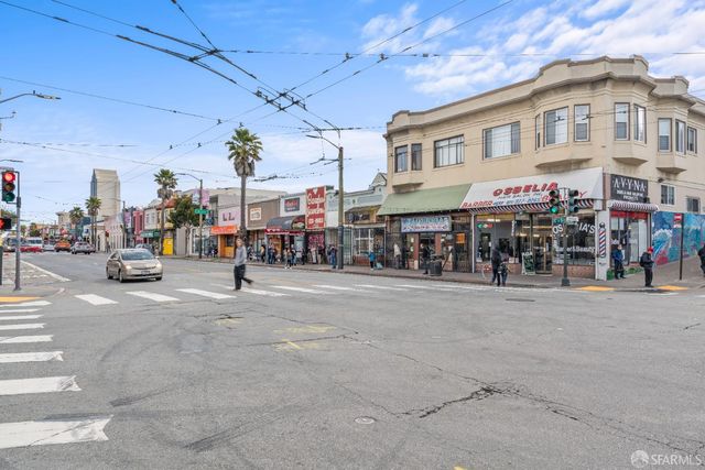 18 Prague Street, San Francisco, CA 94112