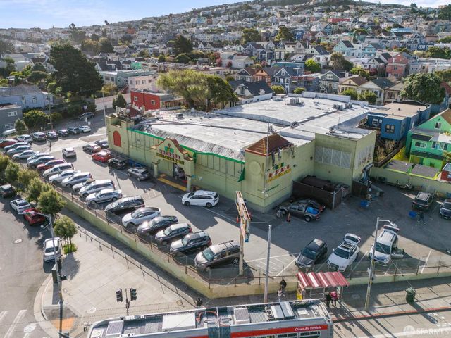 18 Prague Street, San Francisco, CA 94112