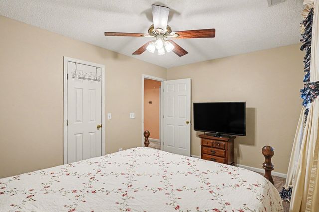 753 Robin Dr., Georgetown, SC 29440