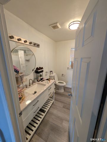 56 Catherine Street, Hartford, CT 06106