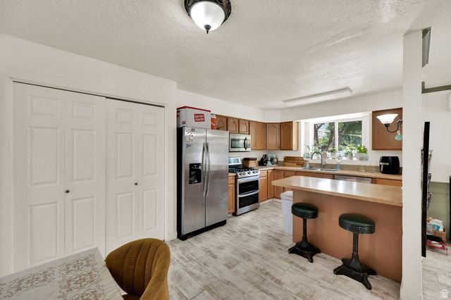 533 W 1850 N, Centerville, UT 84014