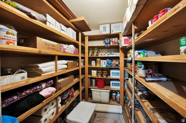 533 W 1850 N, Centerville, UT 84014