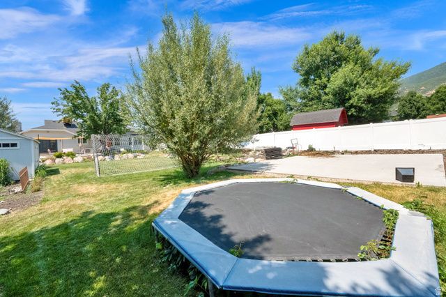 533 W 1850 N, Centerville, UT 84014