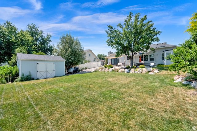 533 W 1850 N, Centerville, UT 84014