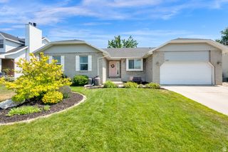 533 W 1850 N, Centerville, UT 84014