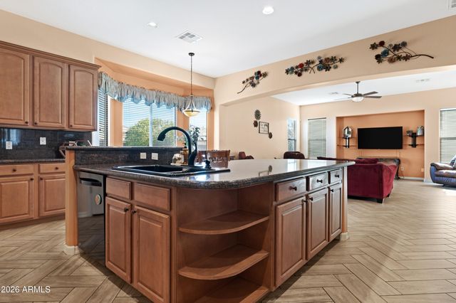 5610 N LYLE Court, Litchfield Park, AZ 85340