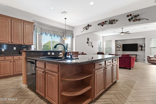 5610 N LYLE Court, Litchfield Park, AZ 85340
