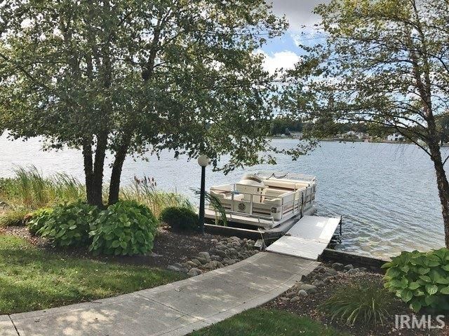 1425 Lakeside Drive, Kendallville, IN 46755