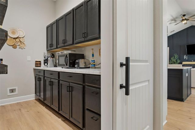 8408 WOODLEAF BOULEVARD, Wesley Chapel, FL 33544