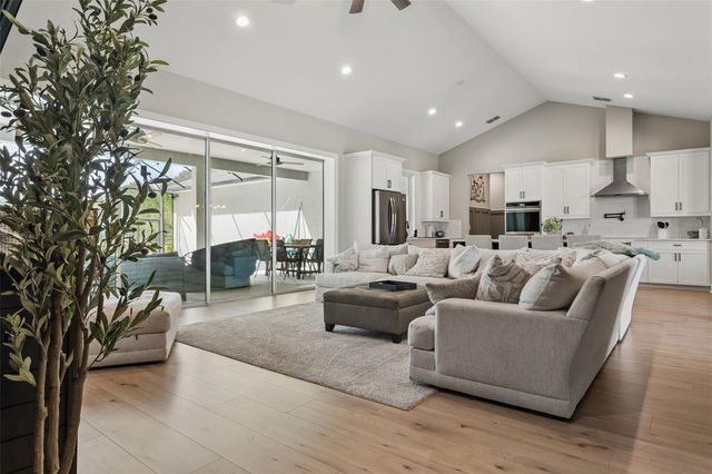 8408 WOODLEAF BOULEVARD, Wesley Chapel, FL 33544