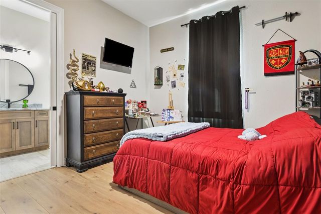 8408 WOODLEAF BOULEVARD, Wesley Chapel, FL 33544