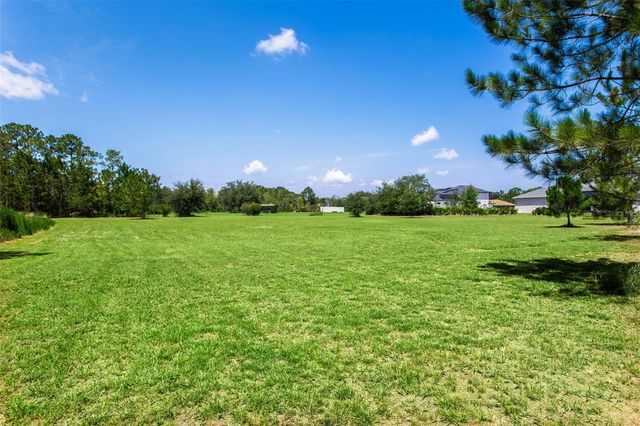 8408 WOODLEAF BOULEVARD, Wesley Chapel, FL 33544