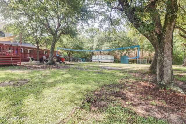 24552 Arcadia Farm Road, Pass Christian, MS 39571