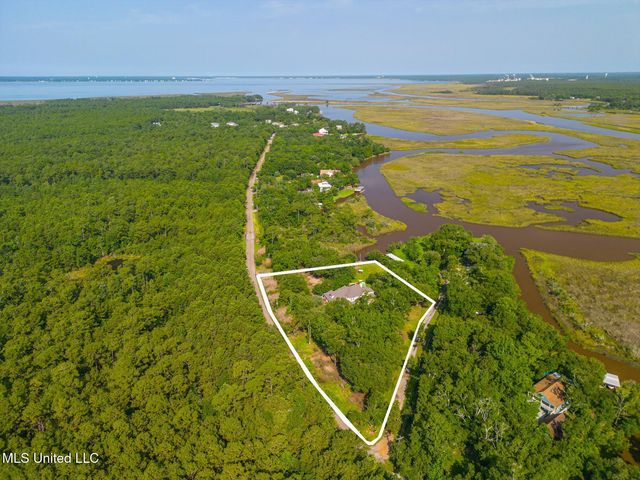 24552 Arcadia Farm Road, Pass Christian, MS 39571