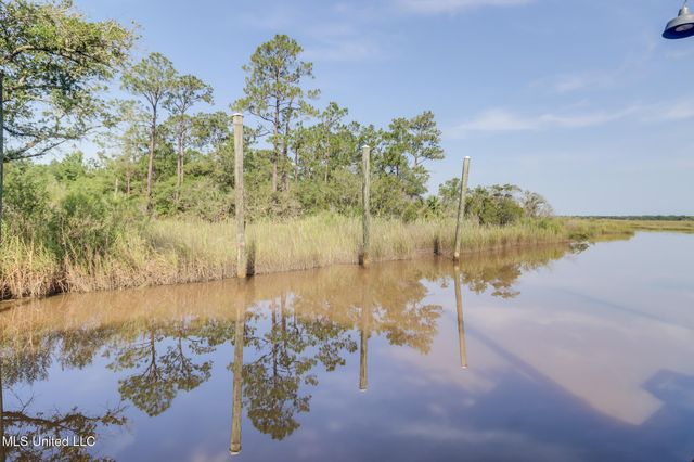 24552 Arcadia Farm Road, Pass Christian, MS 39571