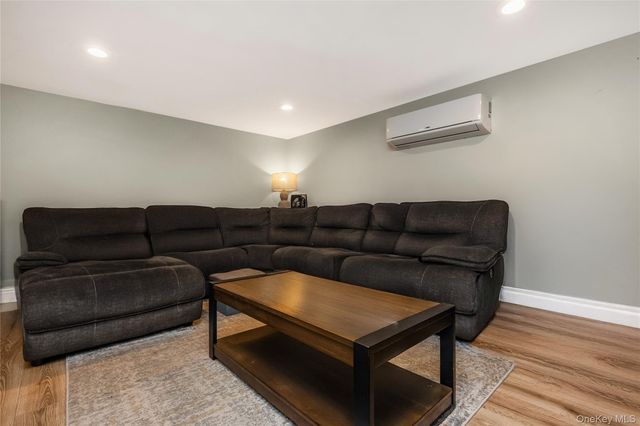 183 Cherokee Street, Ronkonkoma, NY 11779