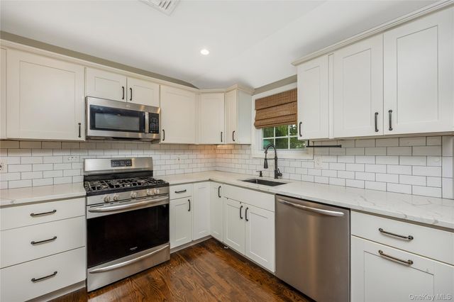 183 Cherokee Street, Ronkonkoma, NY 11779