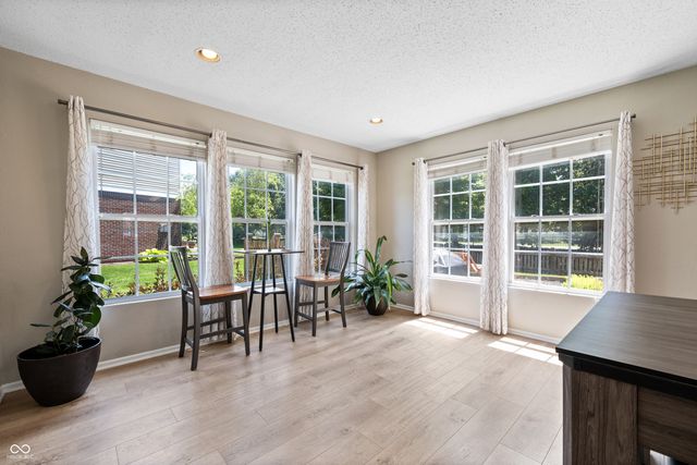 10541 Morning Song Drive, Fishers, IN 46038