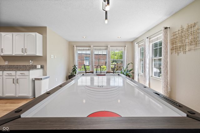 10541 Morning Song Drive, Fishers, IN 46038