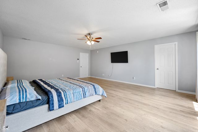 10541 Morning Song Drive, Fishers, IN 46038