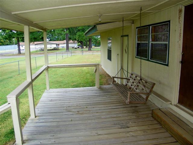 417614 E 1123 Road, Checotah, OK 74426