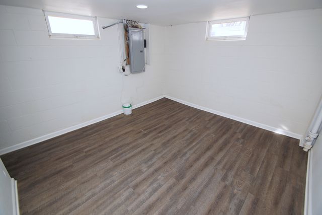 6711 Ridge Drive, Davenport, IA 52806