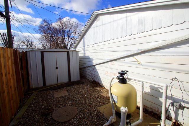 6711 Ridge Drive, Davenport, IA 52806