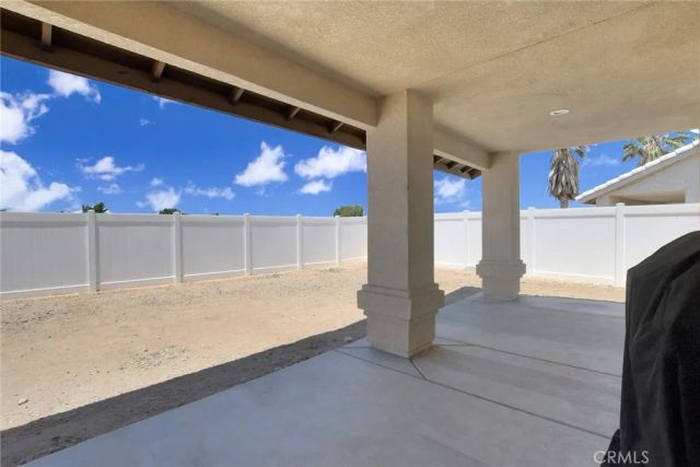 13722 Greenwood, Victorville, CA 92395