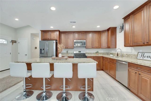 13722 Greenwood, Victorville, CA 92395