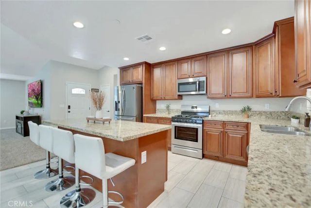 13722 Greenwood, Victorville, CA 92395