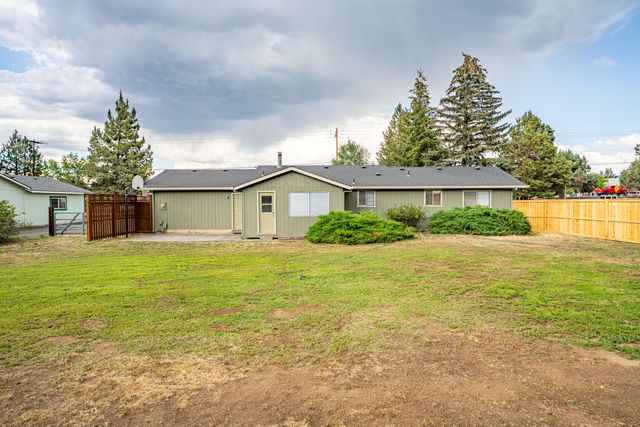 61969 SE 27th Street, Bend, OR 97702