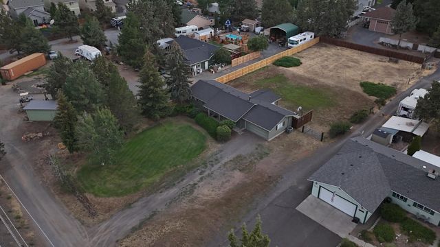 61969 SE 27th Street, Bend, OR 97702