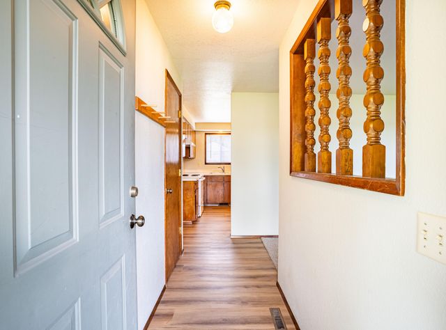 61969 SE 27th Street, Bend, OR 97702