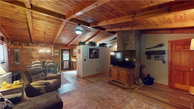 6343 Gibson Road, Canfield, OH 44406