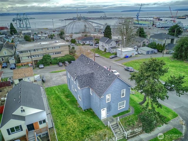 1018 Wall Street SE, Everett, WA 98201